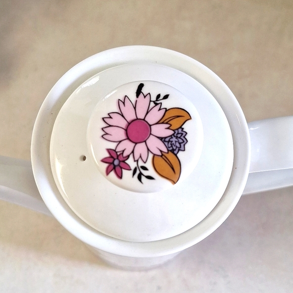 SALE!! ELIZABETHAN ENGLAND "Portobello 2" 60's Tall Coffee/ Tea pot - Picture 3 of 9